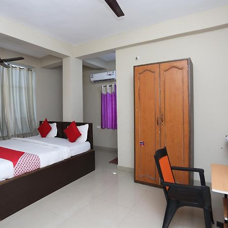 Super Hotel O Nilay Classic Bhuvanesvar Kültér fotó