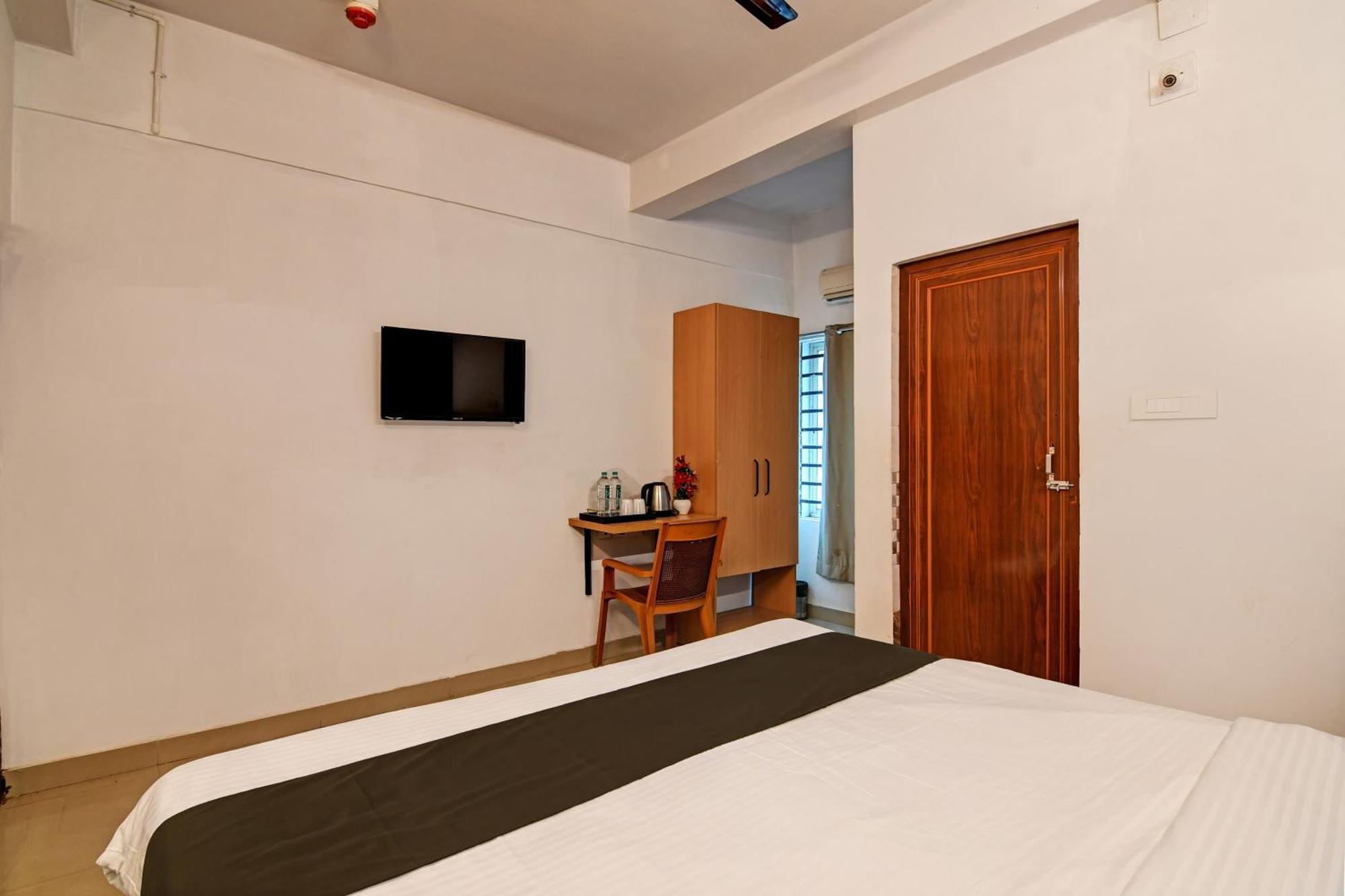 Super Hotel O Nilay Classic Bhuvanesvar Kültér fotó